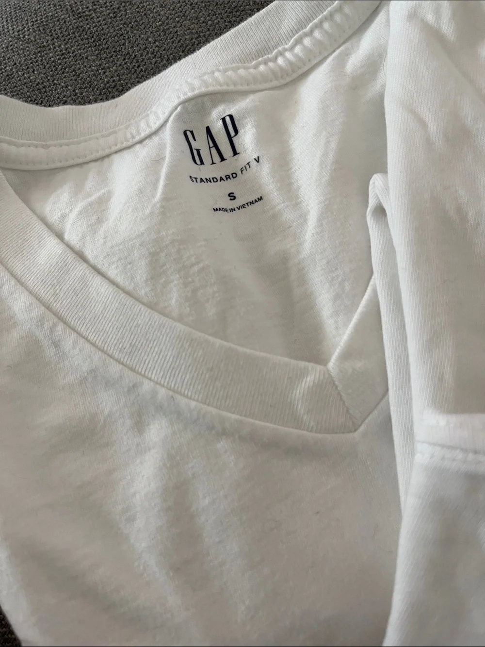 Banana Republic White Crewneck Tee - 100% Supima Cotton and GAP Vneck tee  small
